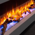 Ηλεκτρικό τζάκι τοίχου IRIS διακόσμηση με κεραμικά ξύλα, κρυστάλλους και πέτρες